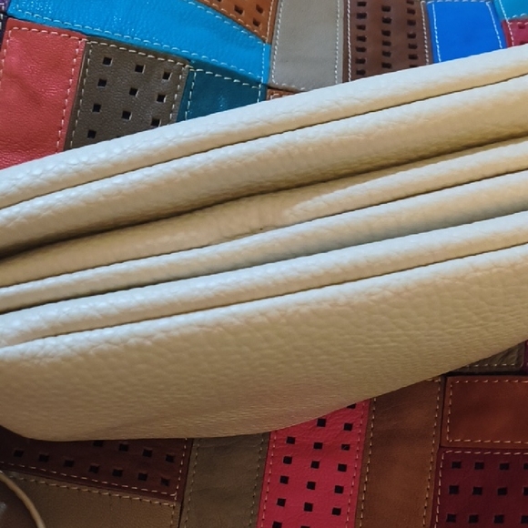Cream Vegan Leather Purse - Picture 10 of 13